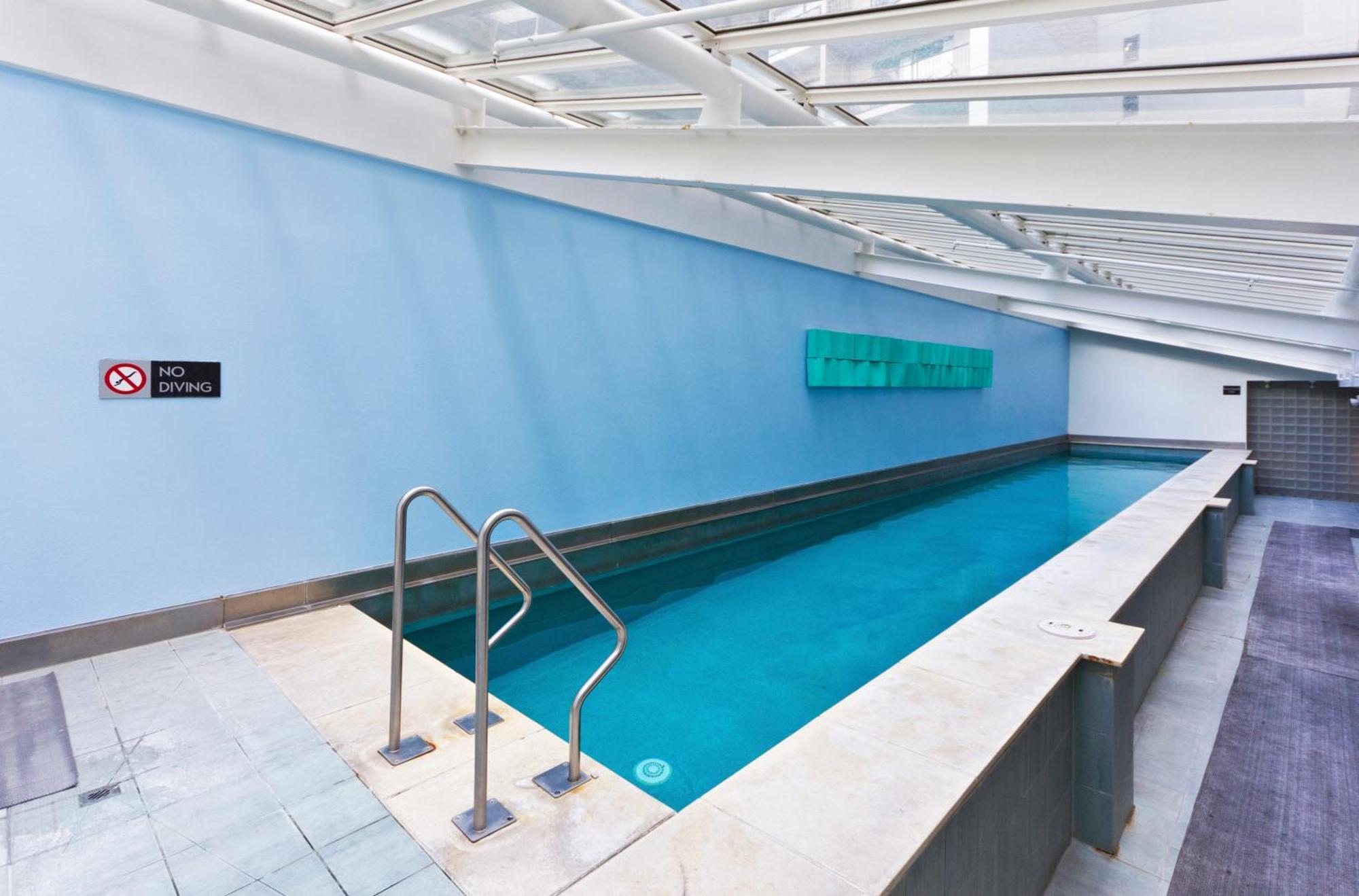 Royale Palace - Rooftop Pool &spa Auckland