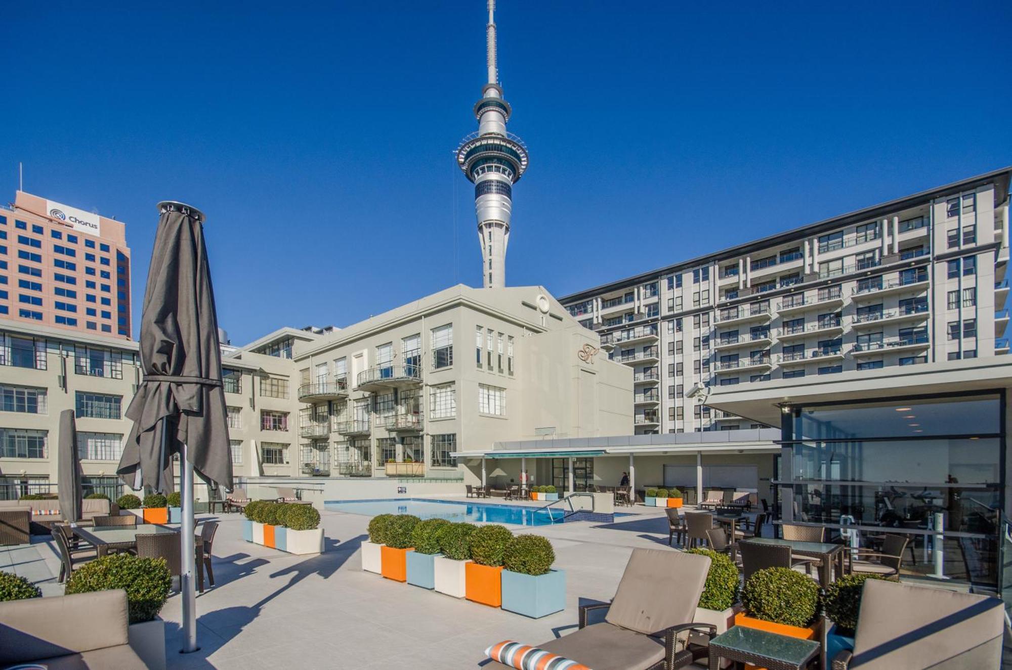 Royale Palace - Rooftop Pool &spa * Auckland