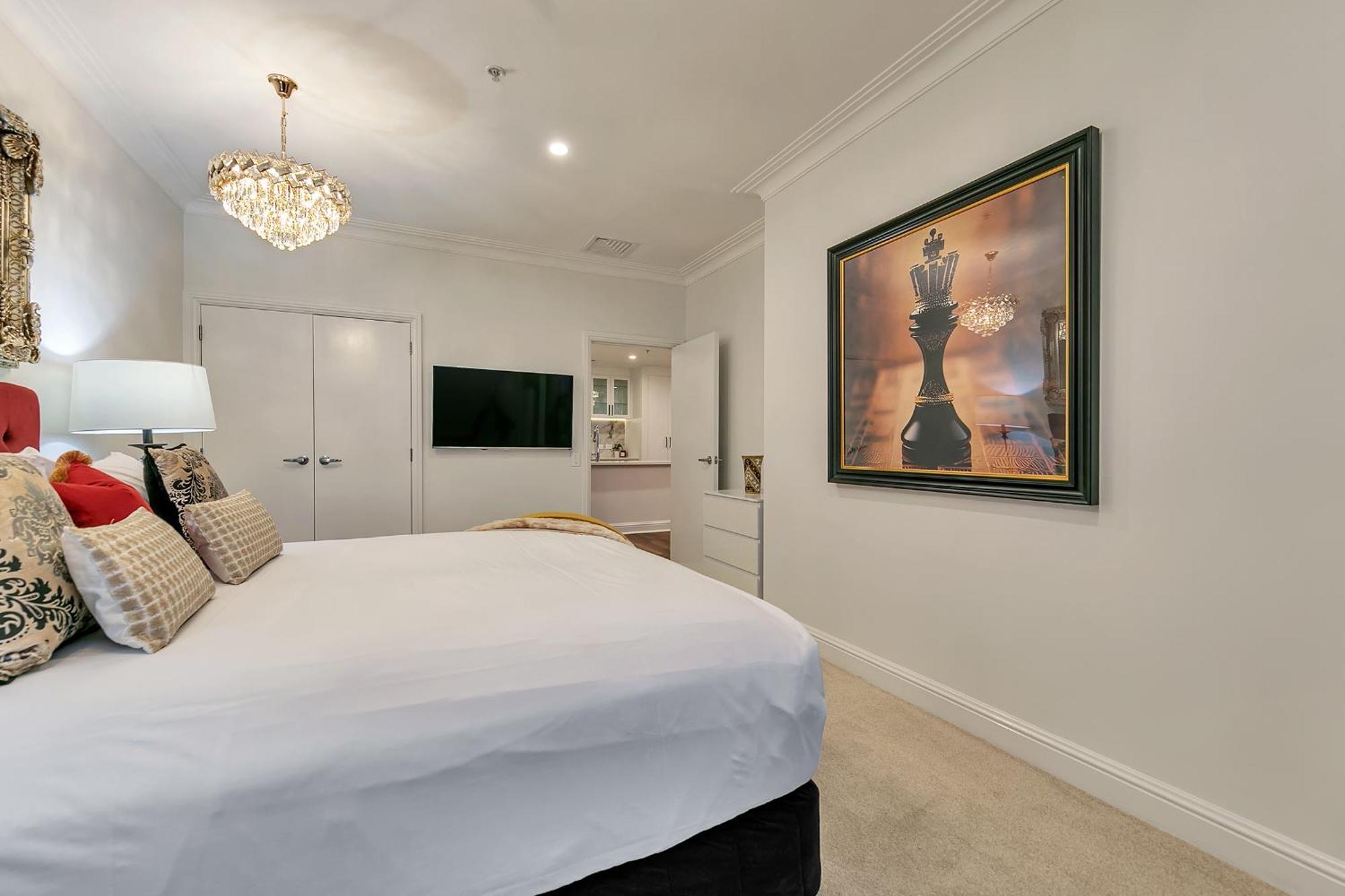 Royale Palace - Rooftop Pool &spa Apartment Auckland
